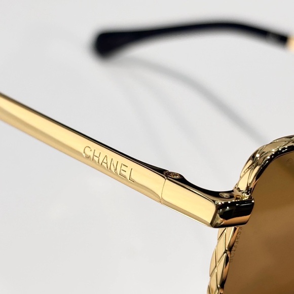 CHANEL Gold and Black Rectangular Sunglasses - Picture 7 of 7